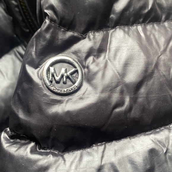 Michael Kors Shiny Black Puffer Coat - Picture 6 of 8